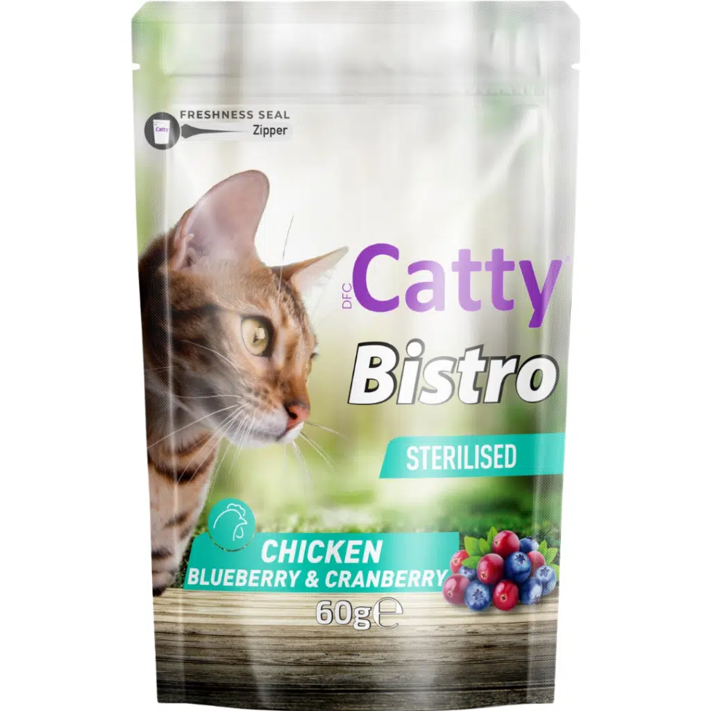 Catty Bistro Sterilised Tavuk Yaban Mersinli ve Kızılcıklı Kısırlaştırılmış Kedi Ödülü 60 Gr